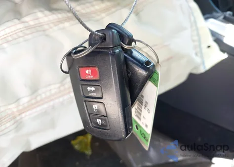 2017 Toyota Corolla Xse from USA, damaged, VIN 2T1BURHE9HC841365